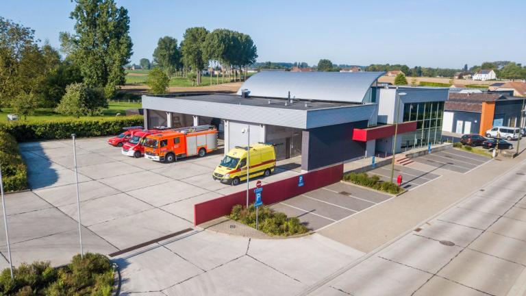 Het brandt niet enkel bij de buren …